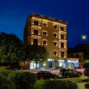 Christi's Borova Hotel